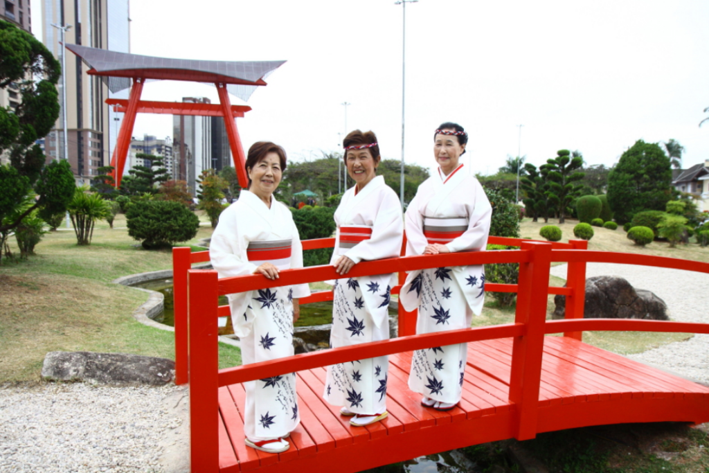 São José dos Campos realiza evento na Praça do Torii para celebrar os 118 anos da imigração japonesa no Brasil com apresentações culturais