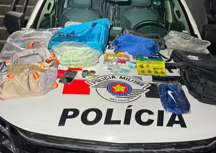 Homem é preso em São José dos Campos após furtar banca comercial na região central; Polícia Militar recuperou objetos.