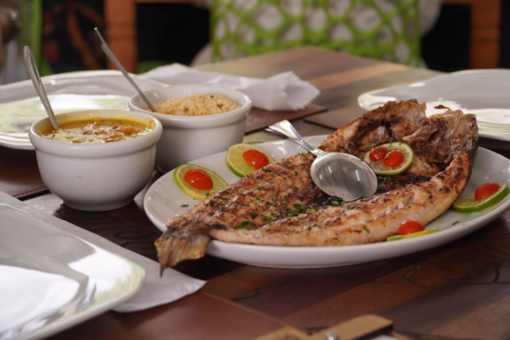 Ilhabela realiza o 15º Festival da Tainha entre 3 e 5 de julho na Praia Grande, com gastronomia caiçara, música e programação cultural.