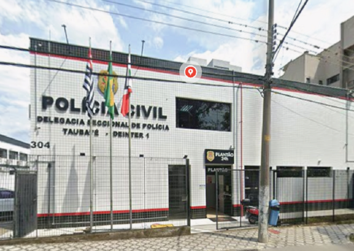 Homem morre após ser baleado dentro de delegacia em Taubaté
