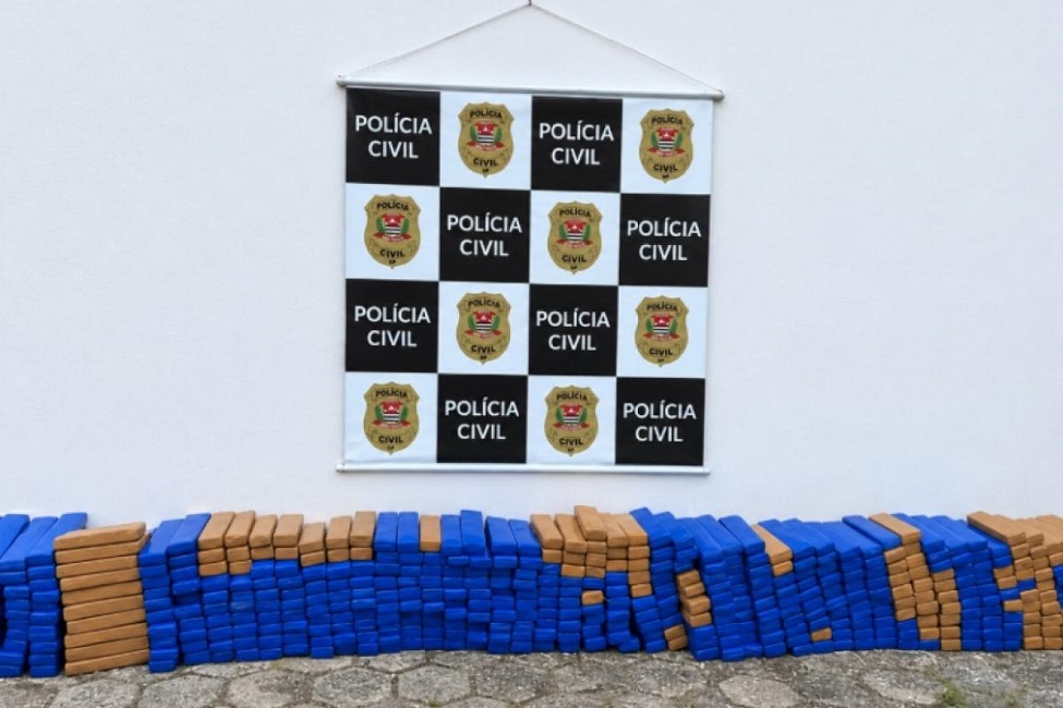 Polícia apreende 600 kg de maconha em caminhão em Caçapava