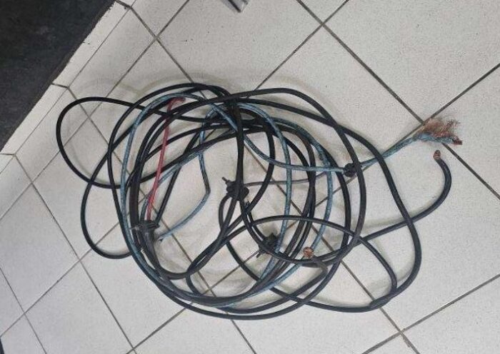 Furto de cabos elétricos