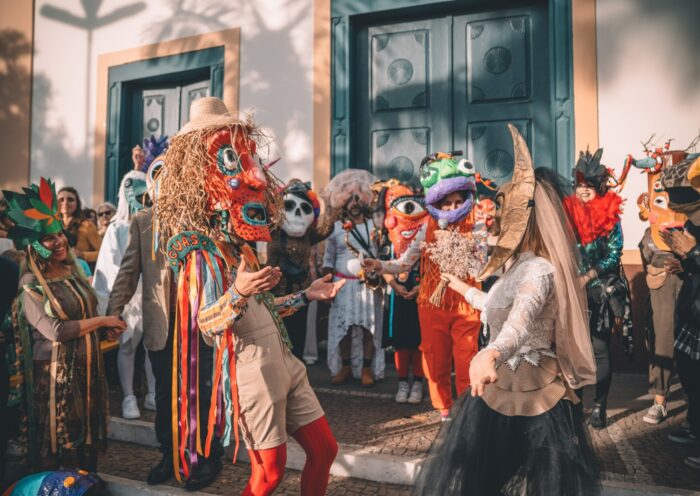 Arraial Surreal celebra folclore e cultura popular em Cunha