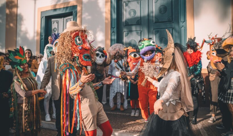 Arraial Surreal celebra folclore e cultura popular em Cunha