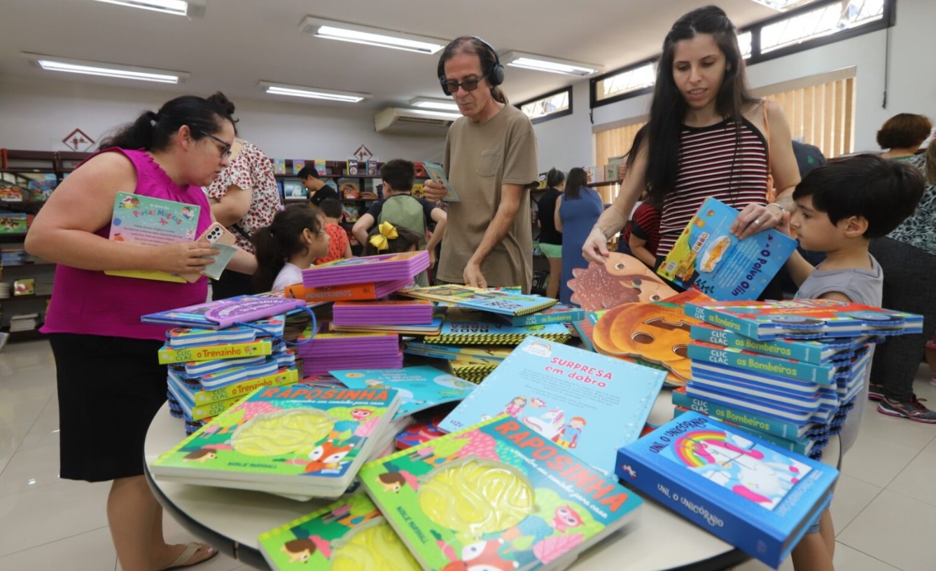 Feira Literária de Jacareí prorroga inscrições para obras de autores do Vale