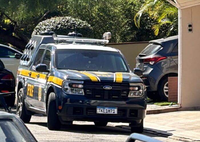 Médico de 47 anos é encontrado morto dentro de piscina em São José