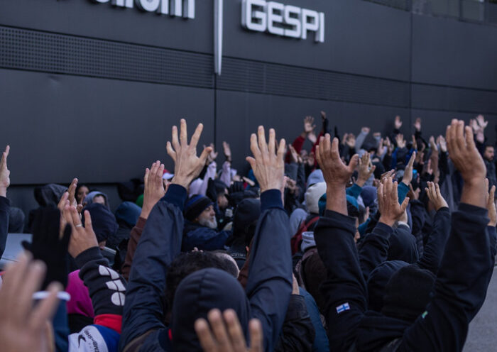 Trabalhadores da Modirum Gespi, em assembleia