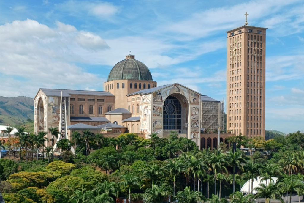 Caminho da Fé é oficializado como rota turística entre São Paulo e Minas Gerais. Roteiro reúne mais de 70 cidades e liga peregrinos ao Santuário Nacional de Aparecida.