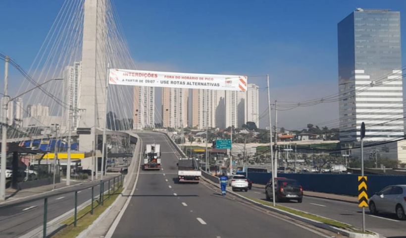 Interdições parciais na Ponte Estaiada começam nesta quinta-feira (9) para inspeção dos cabos de sustentação em São José dos Campos.