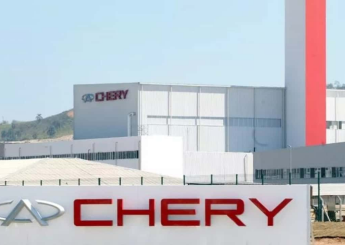 Prefeitura de Jacareí inicia processo de desapropriação da área da Caoa Chery após empresa não apresentar plano para retomar atividades da fábrica desativada desde 2022.