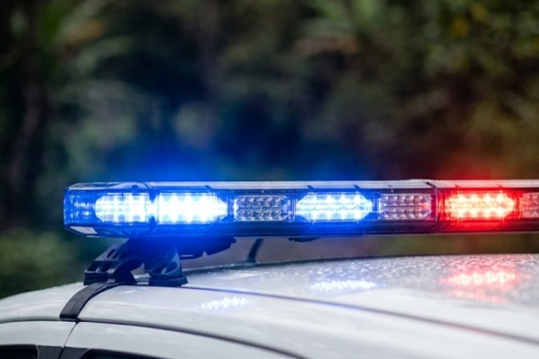 Mulher é encontrada morta em trilha no bairro Jaguari, em Igaratá. Polícia Civil investiga o caso registrado como homicídio.