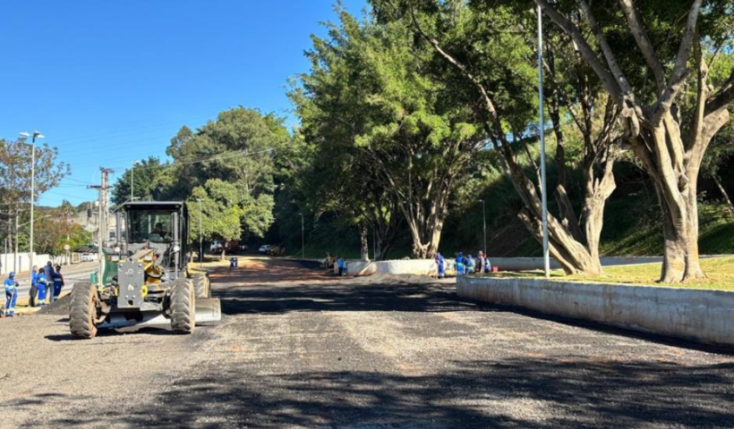 Prefeitura de São José dos Campos concluiu obras de revitalização em área de 2.700 metros quadrados na Avenida Juscelino Kubitschek.