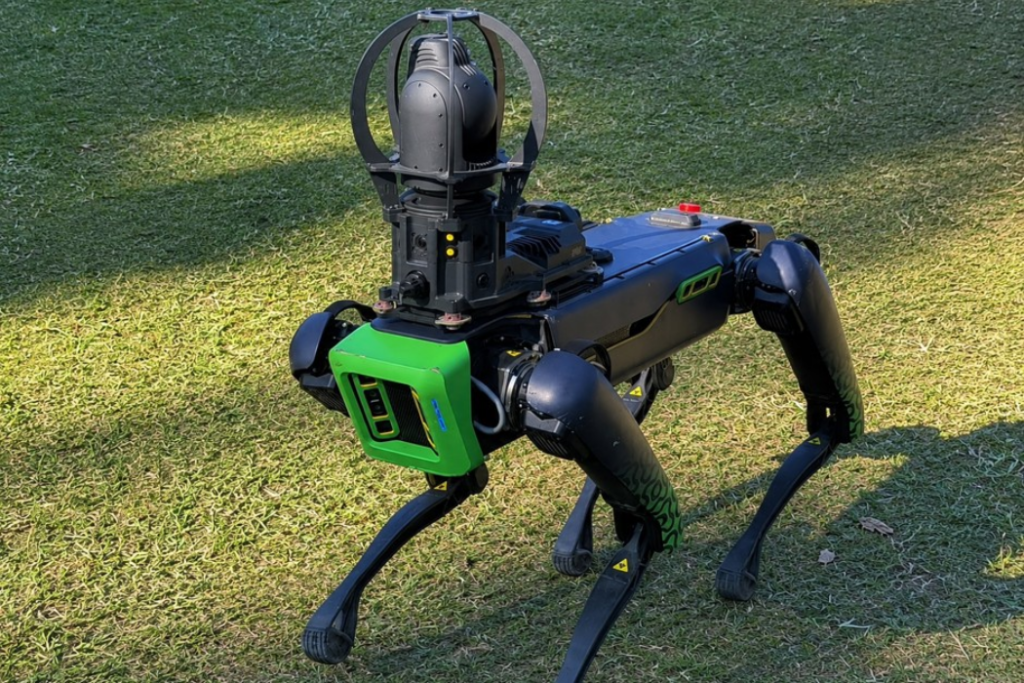 São José dos Campos testa cão-robô autônomo em ações de segurança, fiscalização e Defesa Civil durante fase experimental