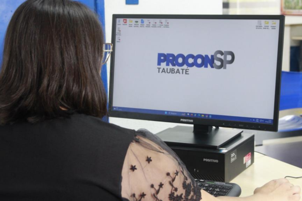 Procon Taubaté alerta consumidores sobre golpe de falso empréstimo pelo WhatsApp e orienta como identificar mensagens fraudulentas.