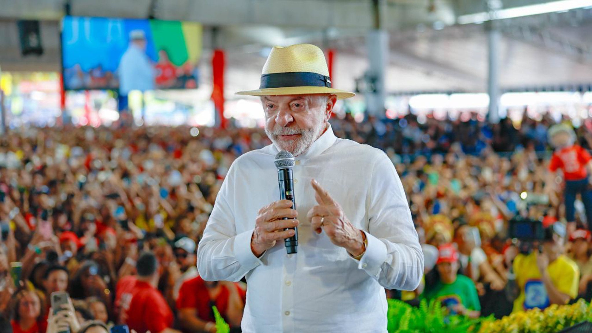 Lula tentará a reeleição presidencial em 2026