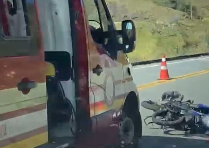 Motociclista de 50 anos morre após acidente em estrada do Vale
