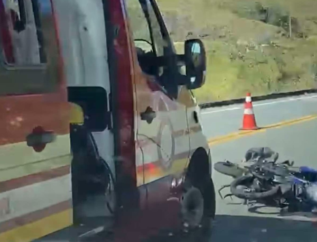 Motociclista de 50 anos morre após acidente em estrada do Vale