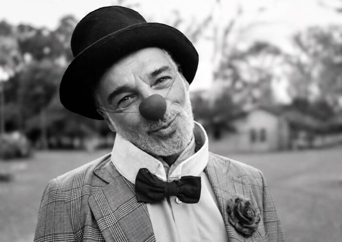 Morre aos 60 anos o ator Carlos Cesare, o "palhaço Eugênio"