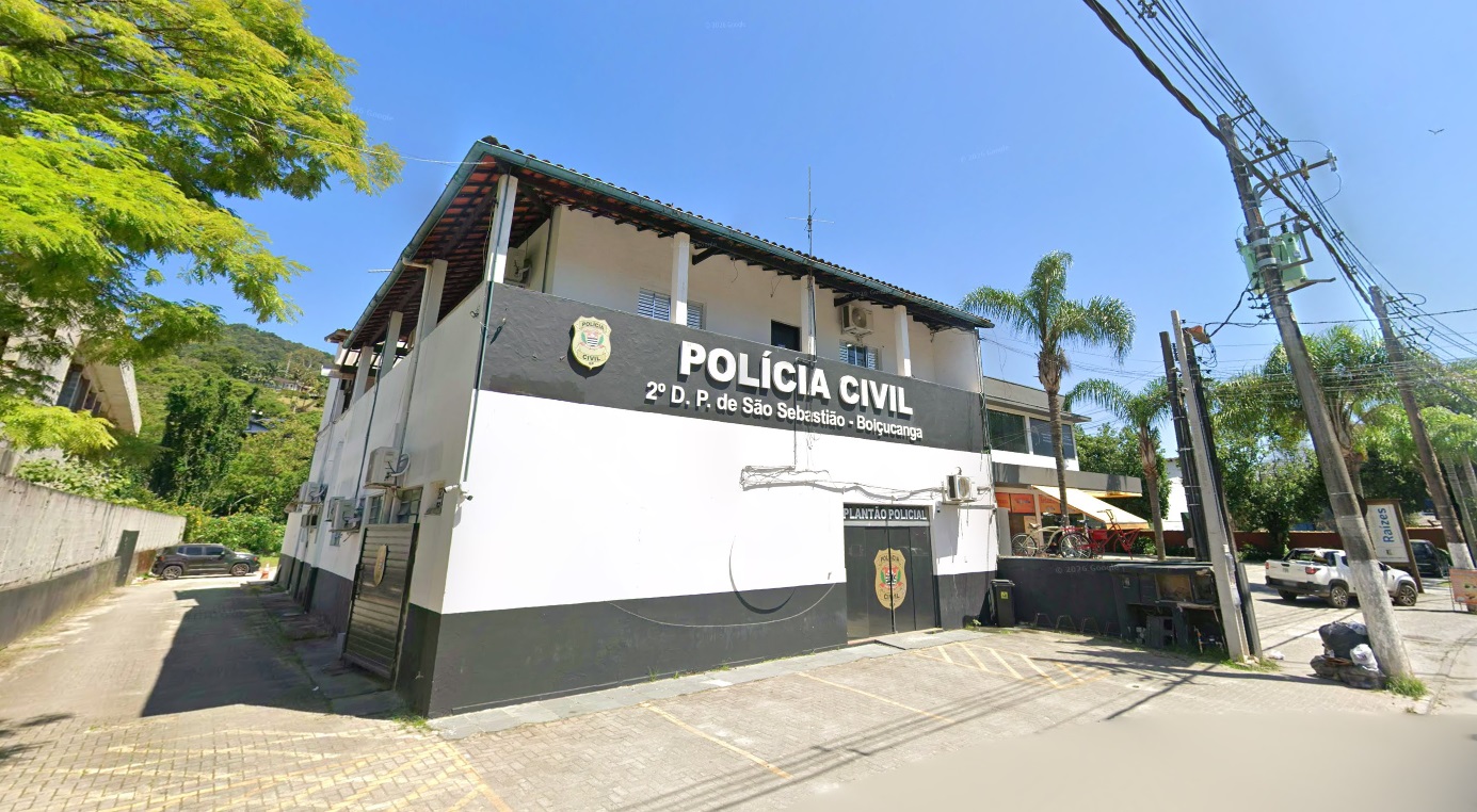 Ciclista morre após acidente com ônibus escolar em São Sebastião