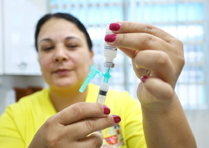 Com avanço do sarampo em SP, São José dos Campos reforça vacinação