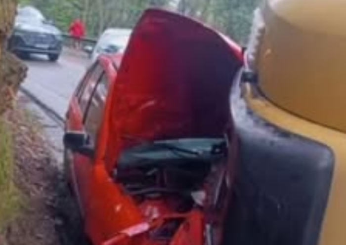 Acidente entre carros e caminhão interdita totalmente a SP-50 em Santo Antônio do Pinhal e provoca congestionamento de 2,5 km