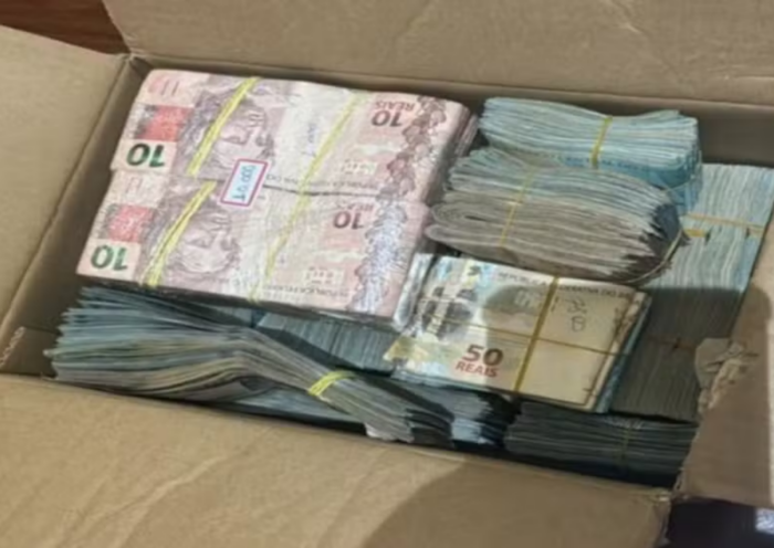 São Sebastião é alvo da Operação Merx, que investiga policiais suspeitos de cobrar propina para liberar cargas de origem irregular.