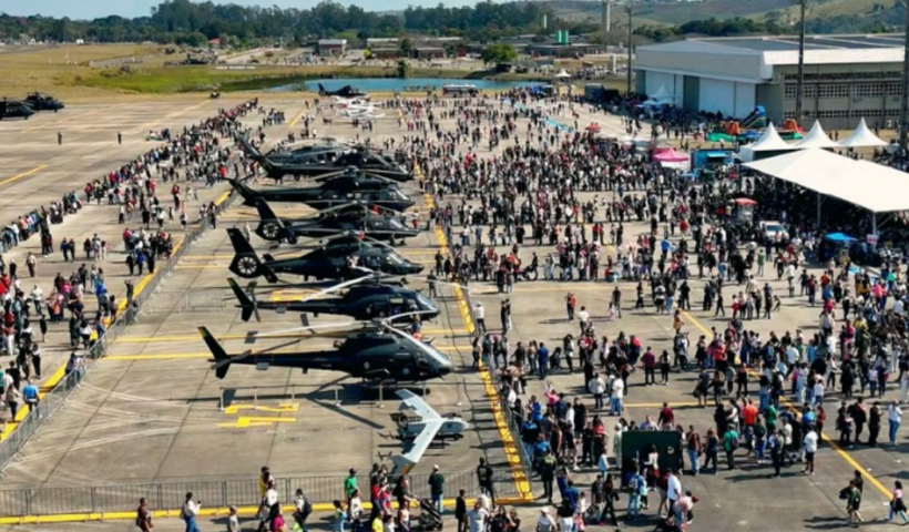 Comando de Aviação do Exército libera ingressos gratuitos para o Sábado Aéreo 2026, em Taubaté. Evento acontece no dia 29 de agosto.