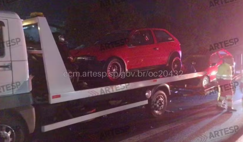 Homem morre após ser atropelado por uma carreta na Rodovia Carvalho Pinto, em Caçapava, na noite desta sexta-feira (7).