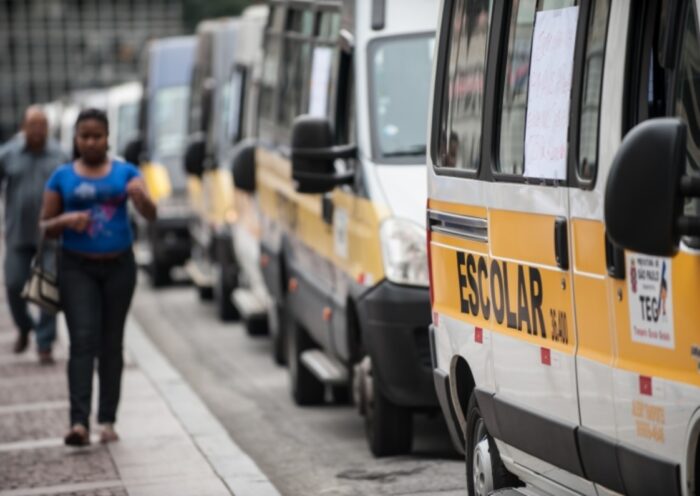 Rematrícula escolar: veja cuidados com reajustes e contratos