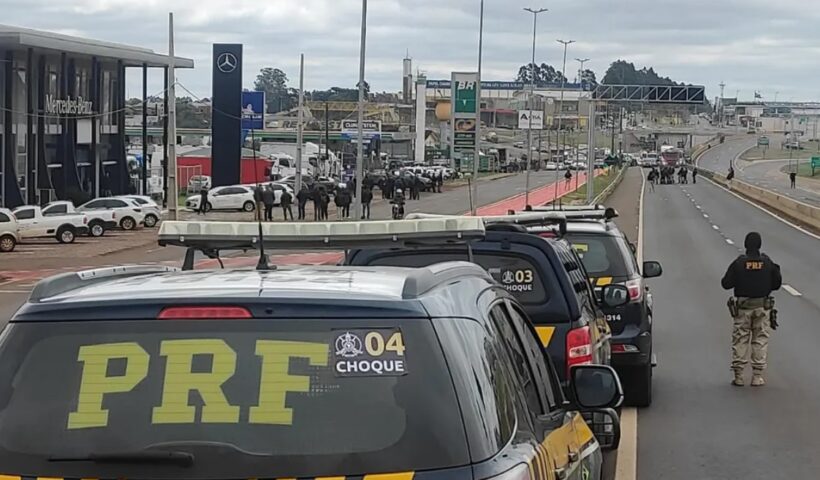 Após bloqueios nas eleições de 2022, PRF e PM criam protocolo para liberar rodovias federais de SP