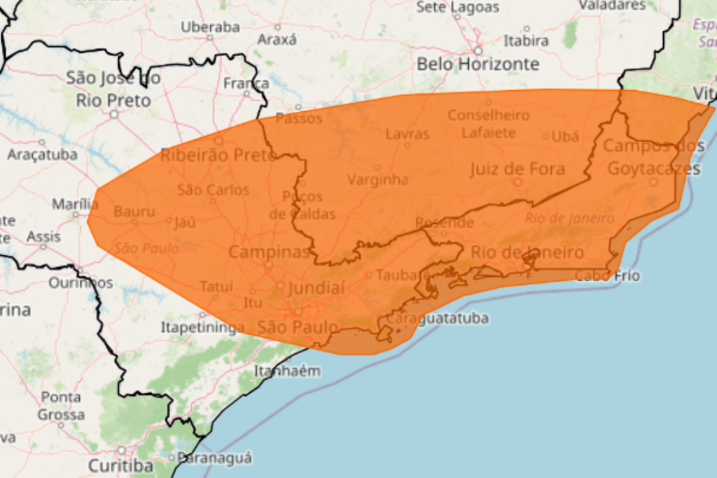 INMET emite alerta de tempestade com grau de perigo para esta segunda-feira, com chuva de até 100 mm, ventos fortes e granizo.