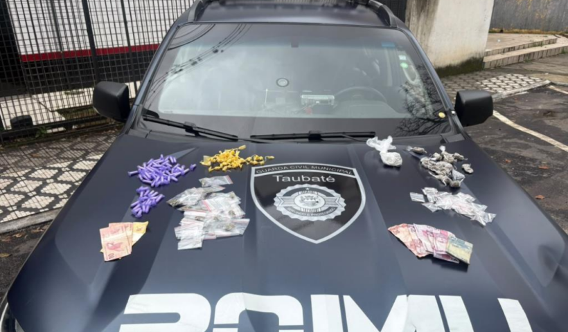 GCM apreende dois adolescentes com drogas durante ocorrência no bairro Esplanada Santa Terezinha, em Taubaté.