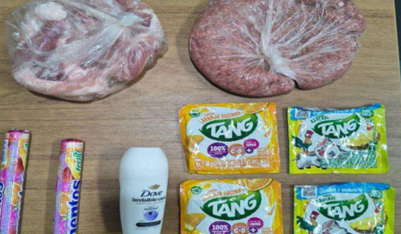 Homem é preso em flagrante suspeito de furtar carnes, sucos, doces e desodorante de supermercado em Tremembé.