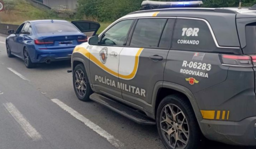 omem de 26 anos é preso no Rodoanel após suspeita de agredir a esposa e fugir de São José dos Campos com a vítima.
