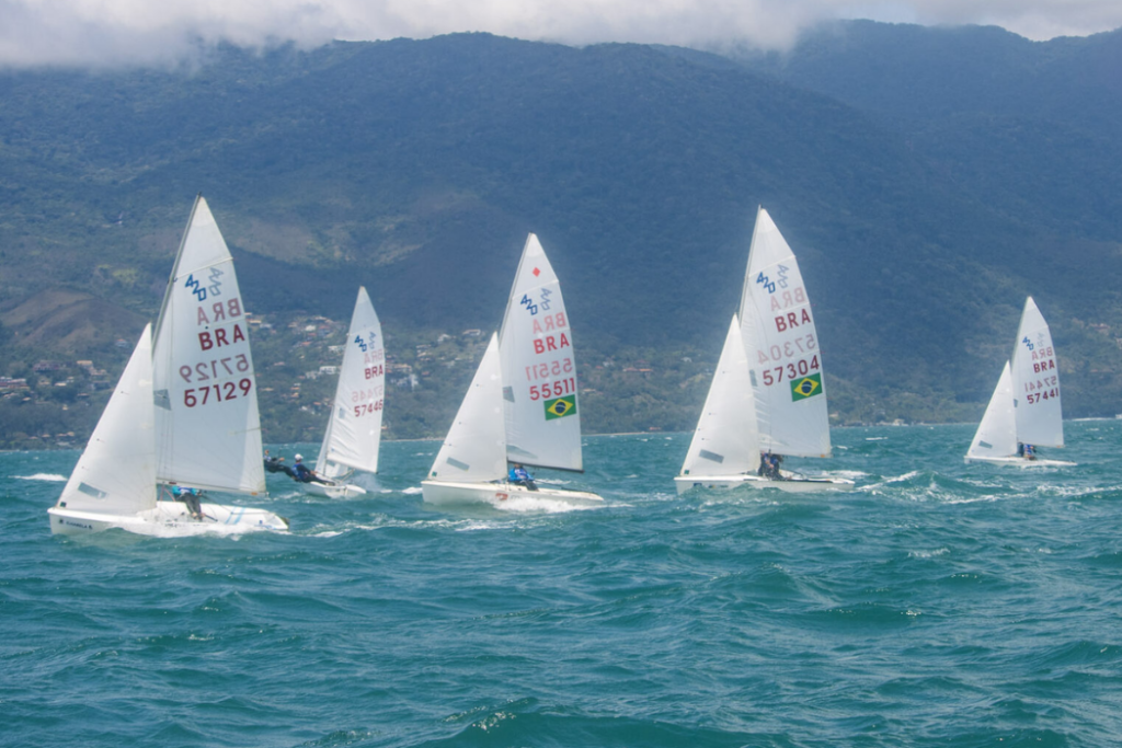 Ilhabela recebe a Copa Brasil de Vela 2026 entre 12 e 17 de outubro, com disputas que valem pontos para o Ranking Nacional.