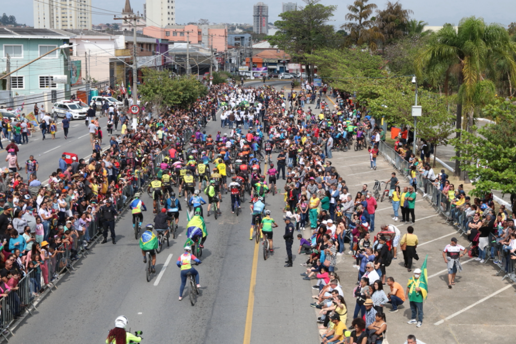 Jacareí tem desfile de 7 de Setembro nesta segunda-feira (7), às 9h, na Avenida Nove de Julho, com 32 grupos e instituições.