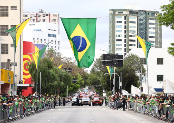 ão José dos Campos terá vias interditadas no Centro a partir das 23h de domingo (6) para o desfile de 7 de Setembro.