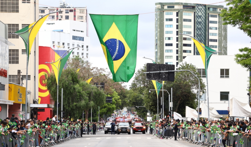 ão José dos Campos terá vias interditadas no Centro a partir das 23h de domingo (6) para o desfile de 7 de Setembro.