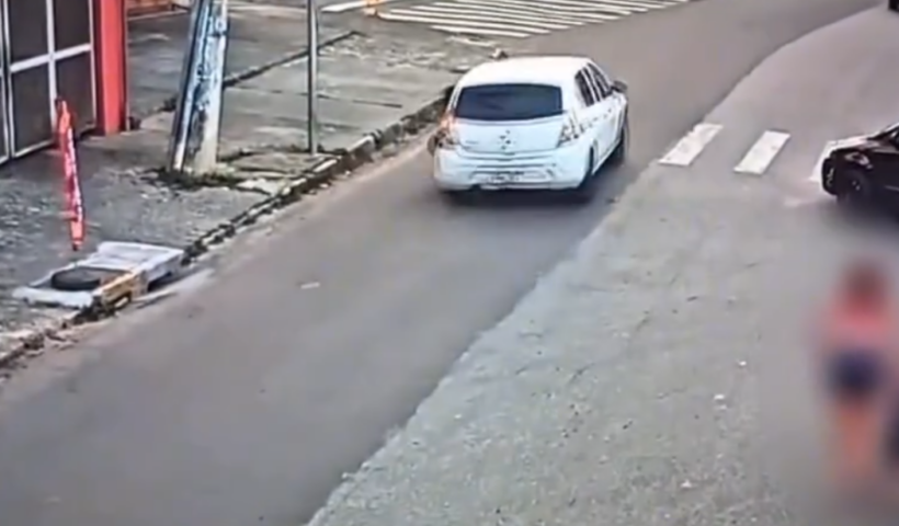 Passageira é arrastada por motorista de aplicativo na divisa entre Taubaté e Tremembé. Caso foi registrado como lesão corporal e roubo.