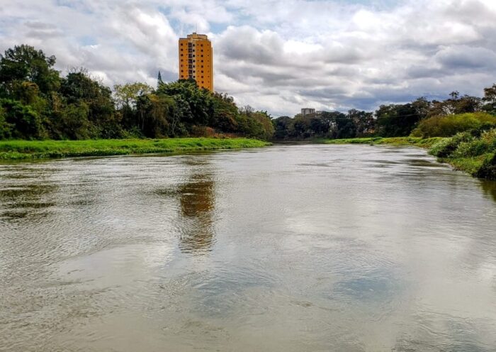 Idoso de 79 anos morre após afogamento no Rio Paraíba em Caçapava