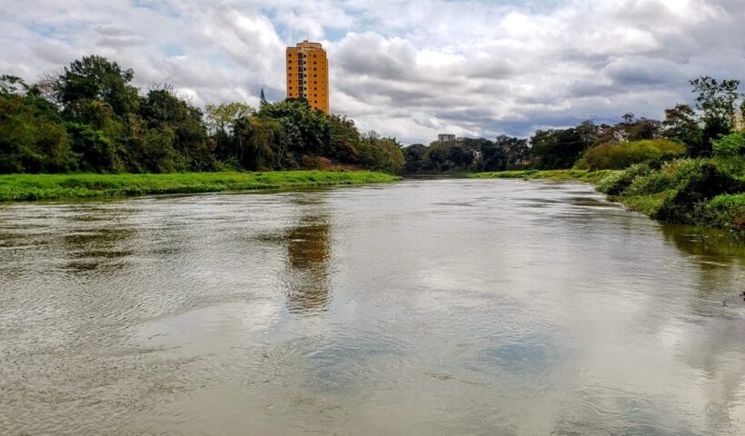 Idoso de 79 anos morre após afogamento no Rio Paraíba em Caçapava