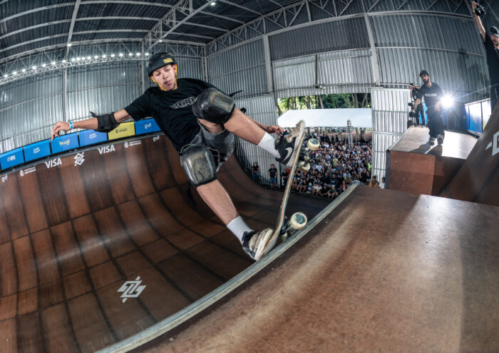 Joseense Eric Costa na etapa de São Paulo do Circuito Brasileiro de Skate Vertical