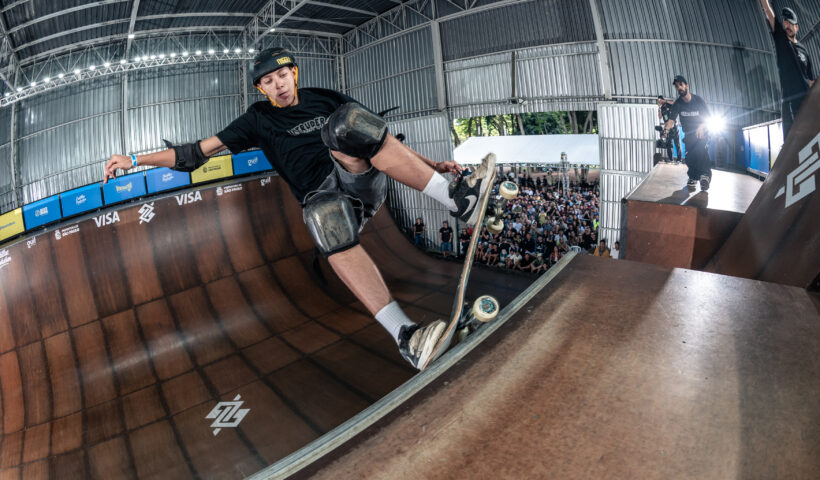 Joseense Eric Costa na etapa de São Paulo do Circuito Brasileiro de Skate Vertical