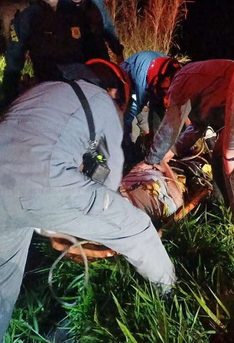 Jovem autista cai em barranco de 40 metros na Dutra em Lavrinhas