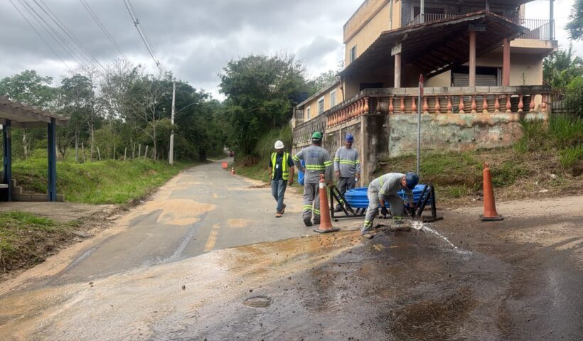 Obras de saneamento no Capuava em São José dos Campos