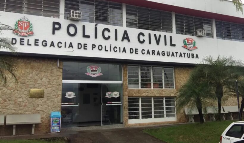 Dupla em moto atira contra casal e deixa mulher ferida em Caraguá