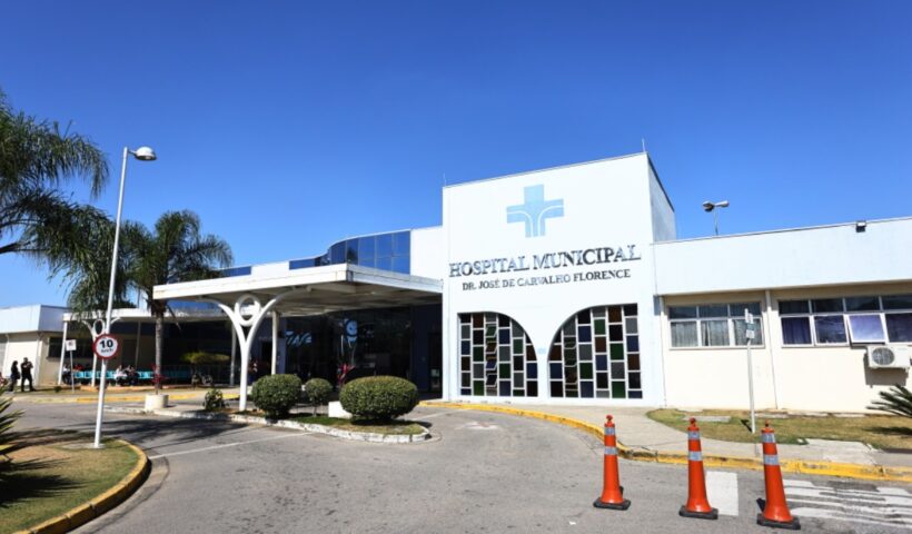 Homem morre três dias após acidente entre moto e carro em SJC