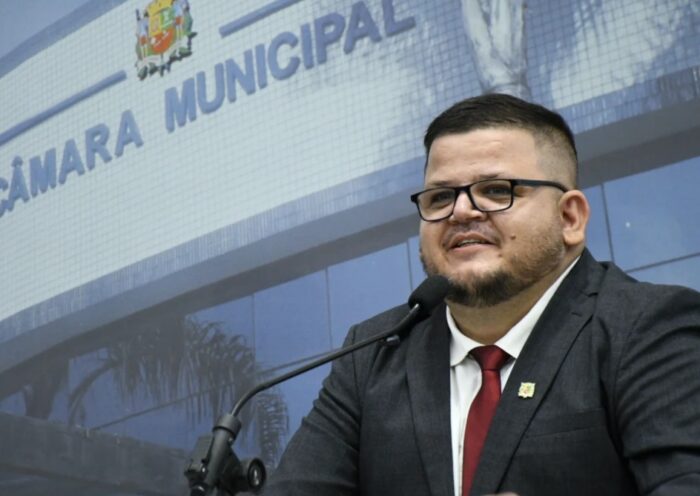 Rafael Pascucci é eleito presidente da Câmara de São José dos Campos