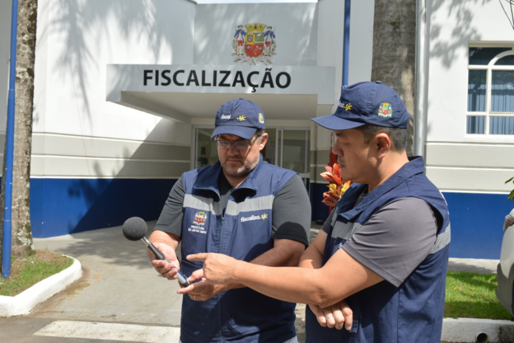 São José dos Campos compra quatro sonômetros para fiscalizar barulho excessivo. Veja os dados das medições e saiba como denunciar.