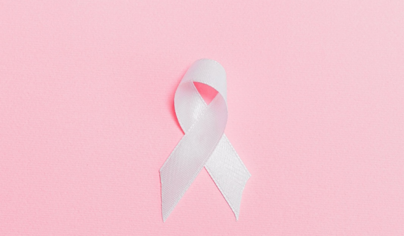 Jacareí realiza o Dia D do Outubro Rosa neste sábado (17), com vacinação, testes rápidos, exame preventivo e agendamento de mamografia